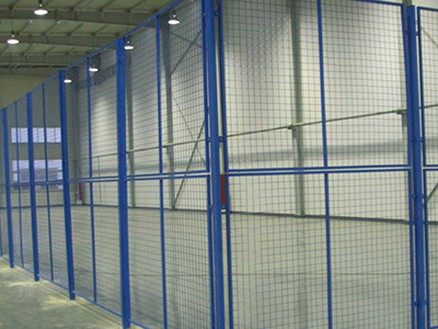 隔离栅在高速公路穿越村庄段的设置