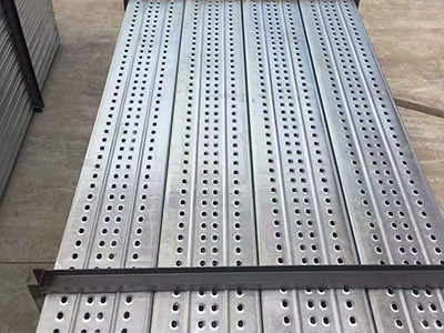 钢跳板表面处理对防火性能的提升